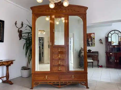 Geräumiger Jugendstil Glasschrank Kleiderkasten Schrank Garderobenschrank G1351