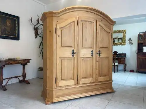 Antiker Bauernschrank teilmassiver Schrank Dielenschrank Kleiderkasten G1605
