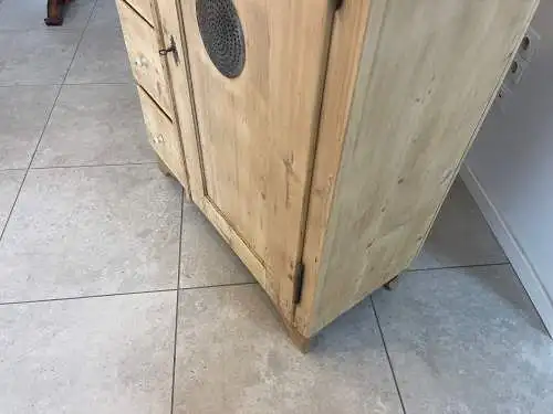 Brotschrank Almerschrank Speiskasten Bauernkasten Naturholzschrank  G1611