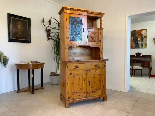 Zirbenholz Küchenkredenz Küchenvitrine mit Butzenglas - G1263