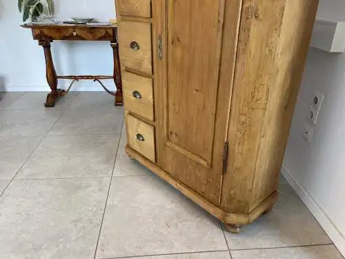 Uriger Biedermeier Brotschrank Almerschrank Vorratskasten Bauernkasten G1650