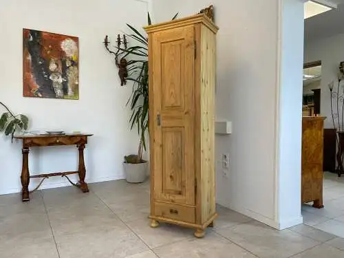 Restaurierter schmaler Bauernschrank Biedermeier Bauernschrank Bauernkasten G165