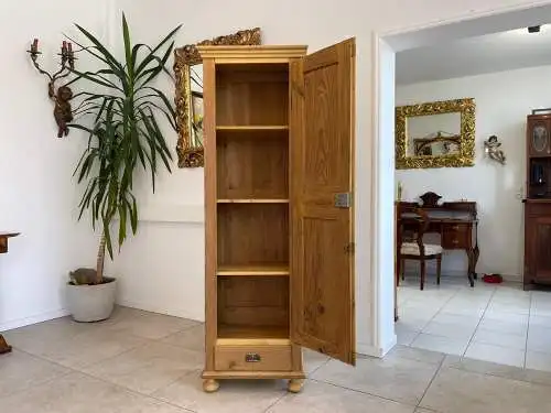 Restaurierter schmaler Bauernschrank Biedermeier Bauernschrank Bauernkasten G165
