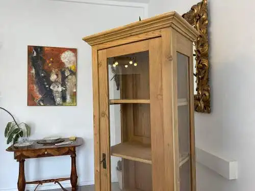 Antike Bäuerliche Vitrine Bauernvitrine Bauernschrank Weichholz  Vitrine G1653