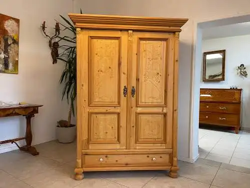 Gründerzeit Bauernschrank Bauernkasten Hallenschrank Kleiderkasten G1691