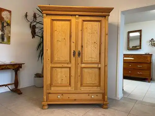 Gründerzeit Bauernschrank Bauernkasten Hallenschrank Kleiderkasten G1691