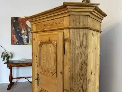 Uriger Brotschrank Almerschrank Vorratsschrank Bauernkasten Antik G1697