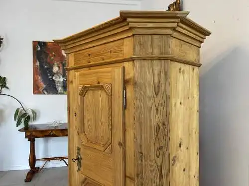 Uriger Brotschrank Almerschrank Vorratsschrank Bauernkasten Antik G1697