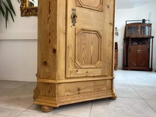 Uriger Brotschrank Almerschrank Vorratsschrank Bauernkasten Antik G1697