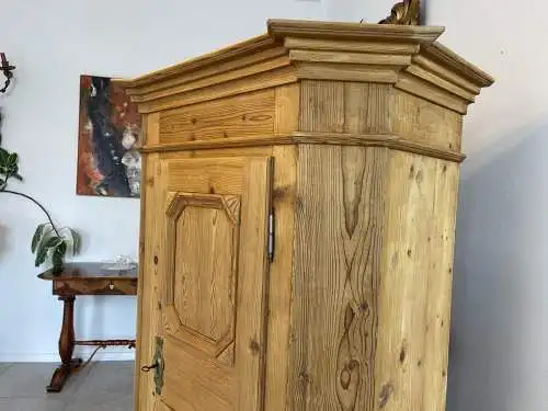 Uriger Brotschrank Almerschrank Vorratsschrank Bauernkasten Antik G1697