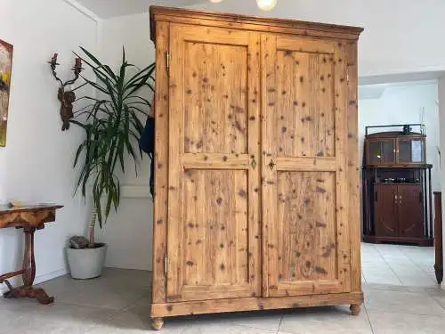 Antiker Biedermeier Zirbenholz Schrank Kasten Bauernschrank G1699