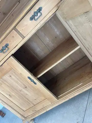 Originale Restaurierte Jugendstil Küchenbuffet Küchenschrank Küchenkredenz G1716