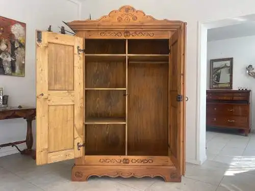 Originaler Voglauer Schrank Bauernschrank Anno 1800 G1715