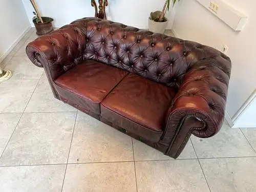 Chesterfield 2er Clubsofa Diwan Couch Oxblood Kultmöbel G1725