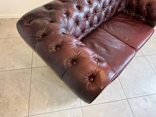 Chesterfield 2er Clubsofa Diwan Couch Oxblood Kultmöbel G1725