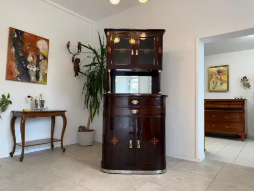 Sale Restauriertes Jugendstil Designerbuffet Aufsatzbuffet Schellack Antiquität 