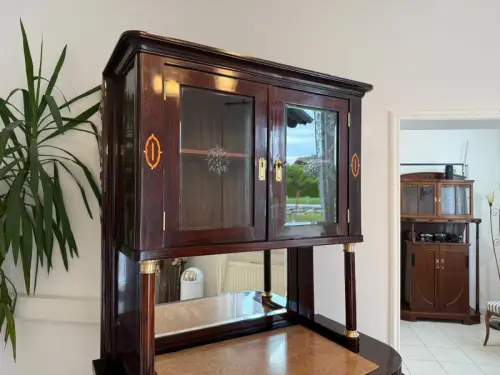 Sale Restauriertes Jugendstil Designerbuffet Aufsatzbuffet Schellack Antiquität 