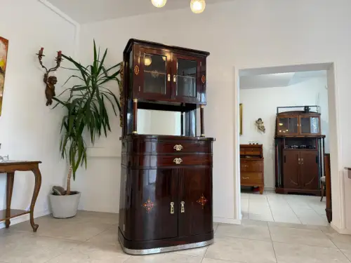 Sale Restauriertes Jugendstil Designerbuffet Aufsatzbuffet Schellack Antiquität 