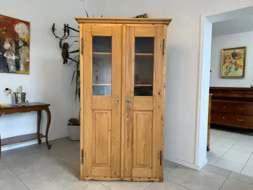 Restaurierte Biedermeier Bauernvitrine Bauernschrank Bauernvitrine G1824