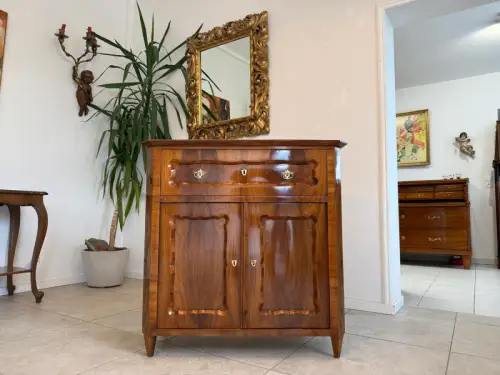Sale Restaurierte Biedermeier Anrichte Trumeau Nussholz G1830
