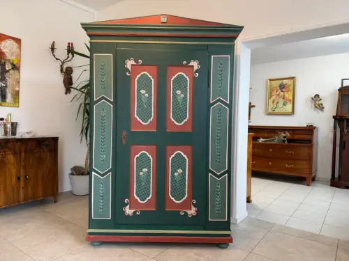 Originaler Handbemalter Bauernschrank Dielenschrank Bauernstube G1870