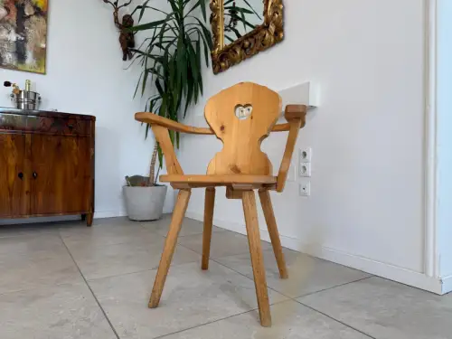 Bäuerlicher Bauernsessel Armlehnstuhl Stuhl Herzerlsessel 1 Stück G1872