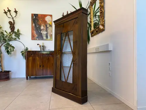 Originale Biedermeier Eckvitrine Bücherschrank Nussholz G1992