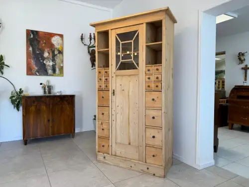 Uriger Speiskasten Ladenschrank Kräuterschrank Fichtenholz Antik G2016