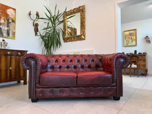 Chesterfield 2er Clubsofa Diwan Couch Oxblood Kultmöbel G2088
