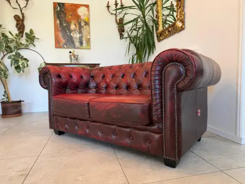 Chesterfield 2er Clubsofa Diwan Couch Oxblood Kultmöbel G2088