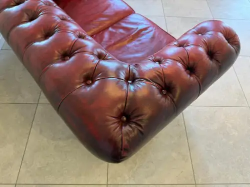 Chesterfield 2er Clubsofa Diwan Couch Oxblood Kultmöbel G2088