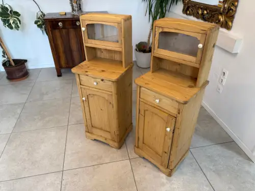 2 Restaurierte Bäuerliche Nachtkasterl Naturholzkasterl G2122