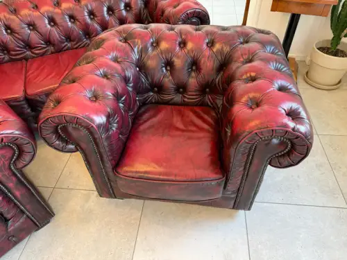 Chesterfield Ensemble 3 teilig Ledersofa Fauteuils Clubmöbel Cultmöbel G2127 