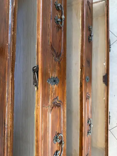 Barock Kommode Eichenholz Knochenbarock mit Schnitzarbeit G2152