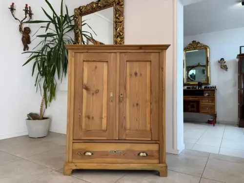 Restaurierte Jugendstil  Anrichte Bauernmöbel WeichholzG2200