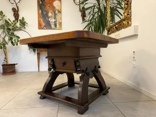 Uriger Jogltisch Bauerntisch Naturholz Hüttentisch Naturholztisch G2224