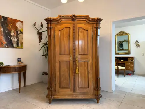 Authentischer Josefinischer Kleiderschrank Hallenschrank um 1780 G2237