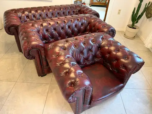 Chesterfield Ensemble 3 teilig Ledersofa Fauteuils Clubmöbel Cultmöbel G2264