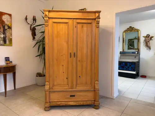 Biedermeier Bauernschrank Naturholzschrank Weichholz D1036