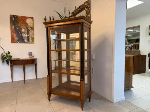 Originale Biedermeier Vitrine Bücherschrank Säulenvitrine Nussholz D1037