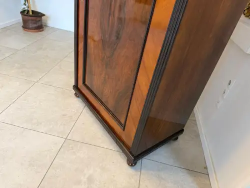 Gründerzeit Kleiderschrank Kasten Nussholz Furniert Antiquität D1090