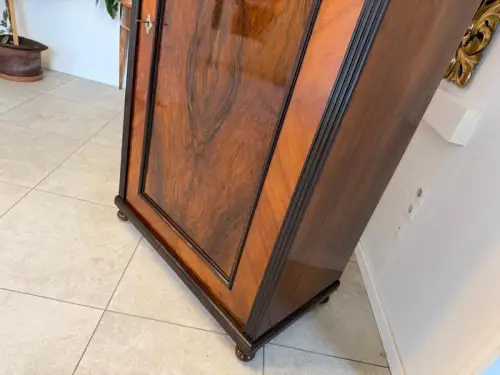 Gründerzeit Kleiderschrank Kasten Nussholz Furniert Antiquität D1090