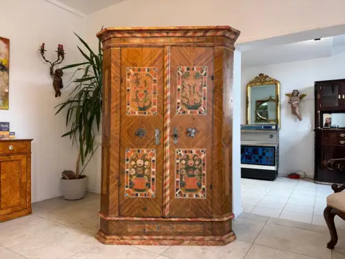 Handbemalter Barockschrank Bauernschrank Bauernkasten Kitzbühel Weichholz D1205