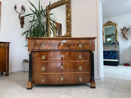 Empire Kommode Antiquität Säulenkommode Restaurierte Nussholzfurnierte  D2349