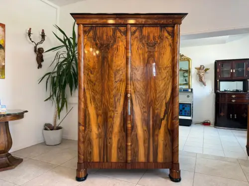Biedermeier Schrank Kleiderkasten Hallenschrank Antiquität Traum Restauriert D23