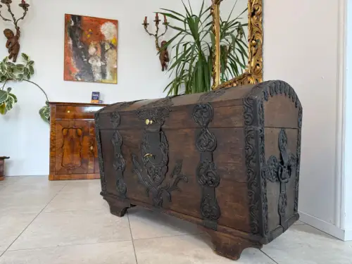 Urige Barocktruhe Tiroler Truhe Landhaustruhe Bauerntruhe D2434