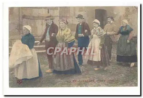 en Auvergne Cartes postales un bapteme (fete)