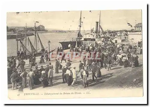 Trouville Ansichtskarte AK Debarquement du bateau du Havre