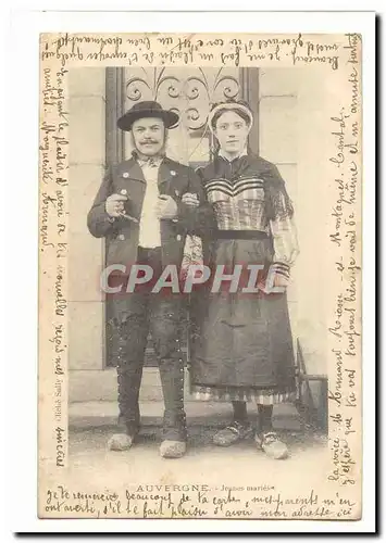 Auvergne Cartes postales Jeunes maries (folklore costumes) TOP