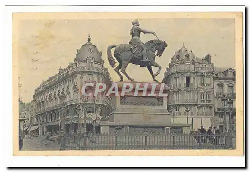 Orleans Cartes postales La place de Martroi Place principale et centrale de la ville statue de Jeanne d'Arc